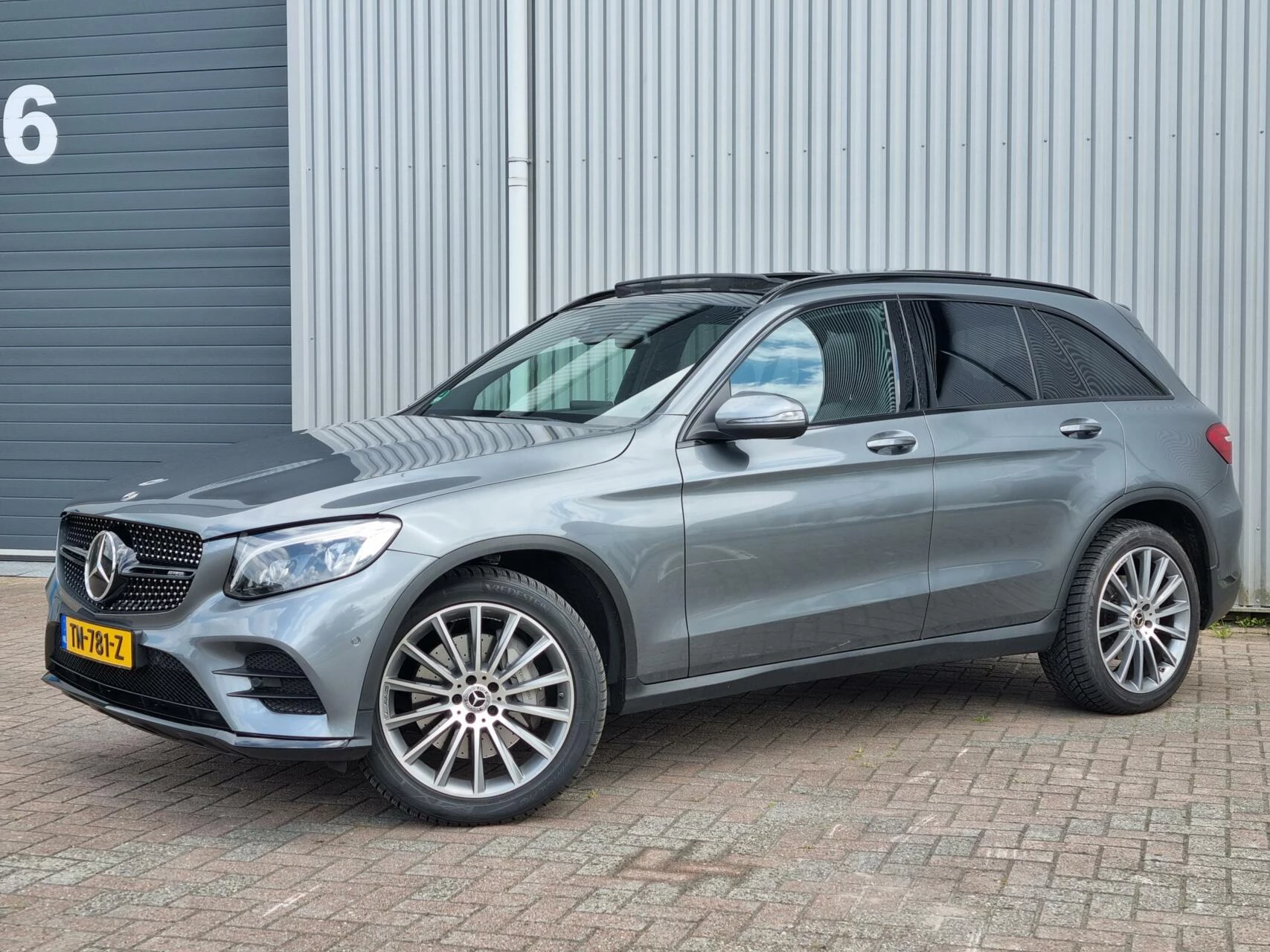 Hoofdafbeelding Mercedes-Benz GLC