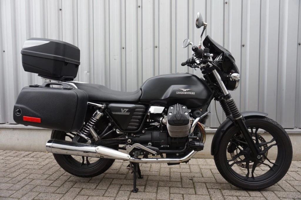 Hoofdafbeelding Moto Guzzi V7