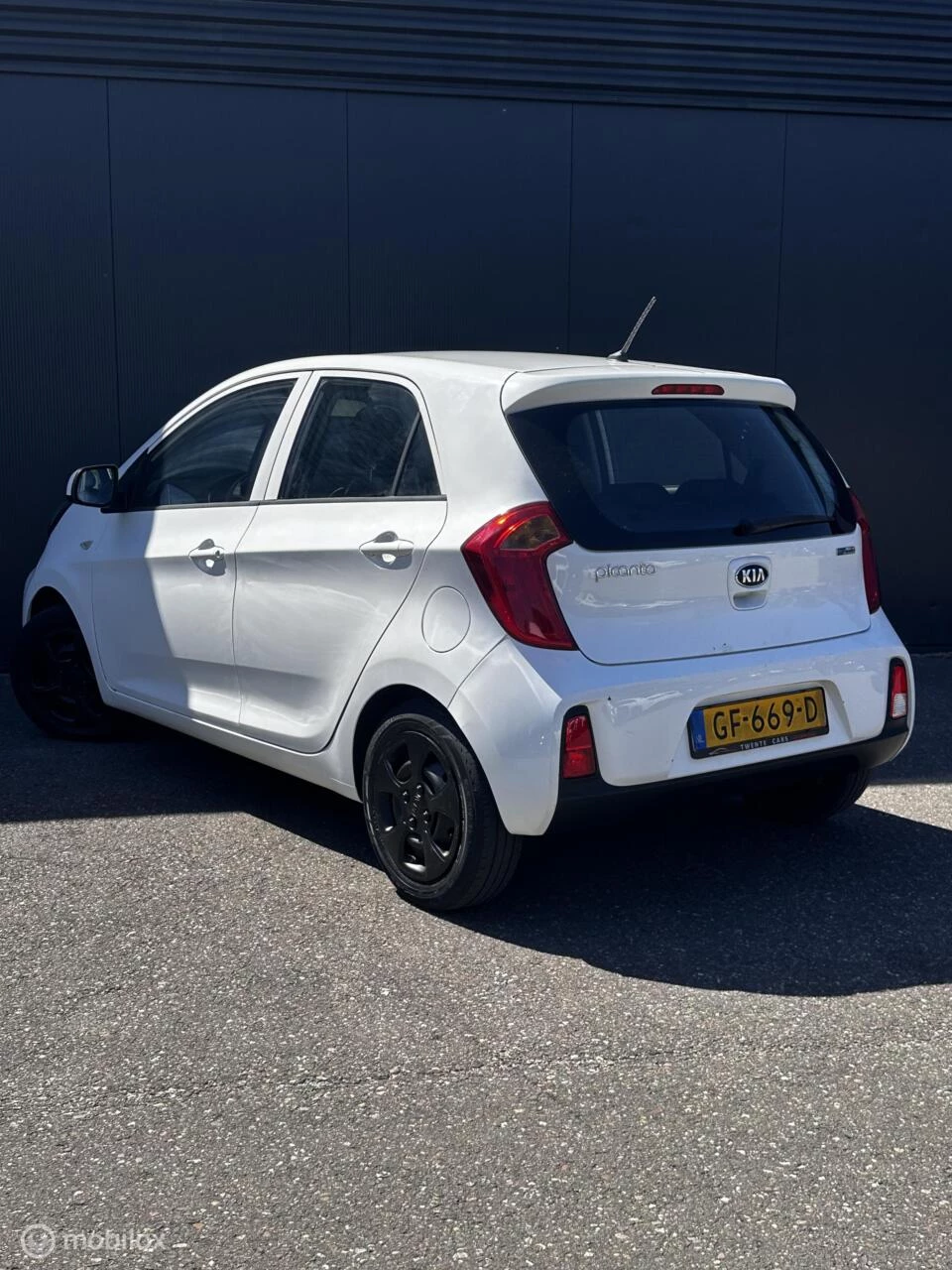 Hoofdafbeelding Kia Picanto