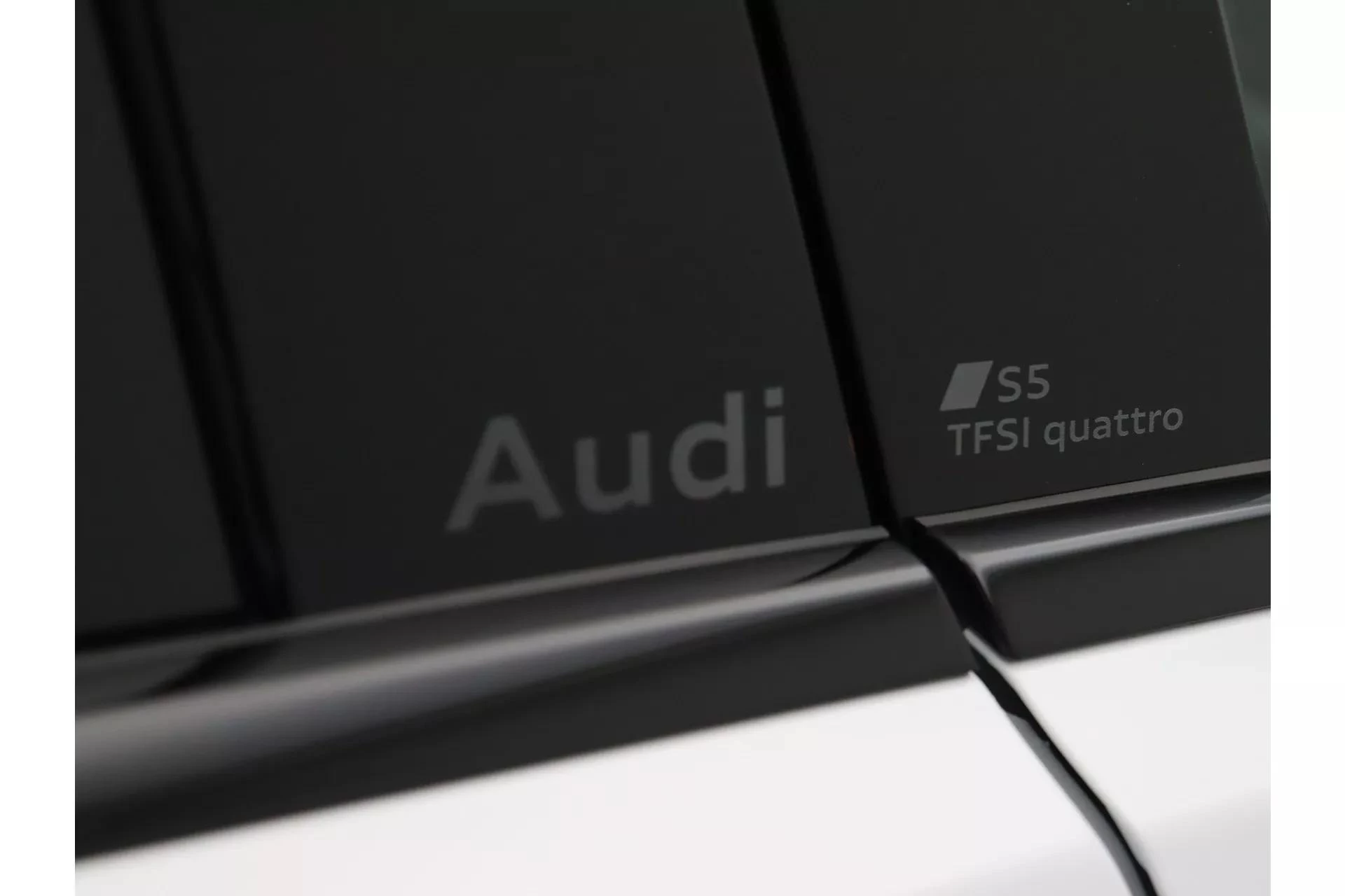 Hoofdafbeelding Audi S5