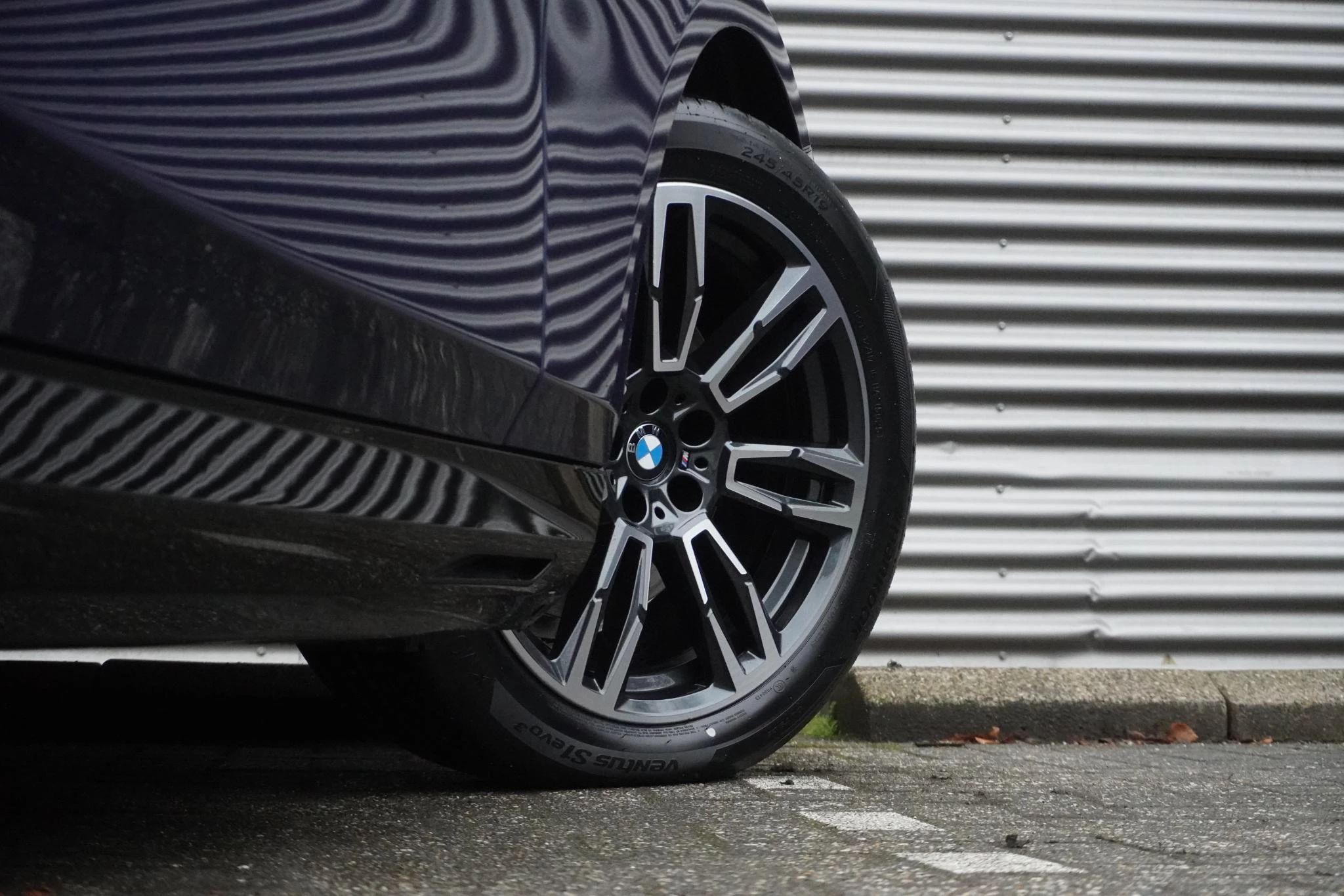 Hoofdafbeelding BMW i5