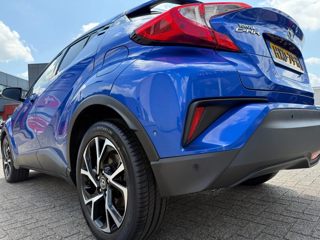 Hoofdafbeelding Toyota C-HR