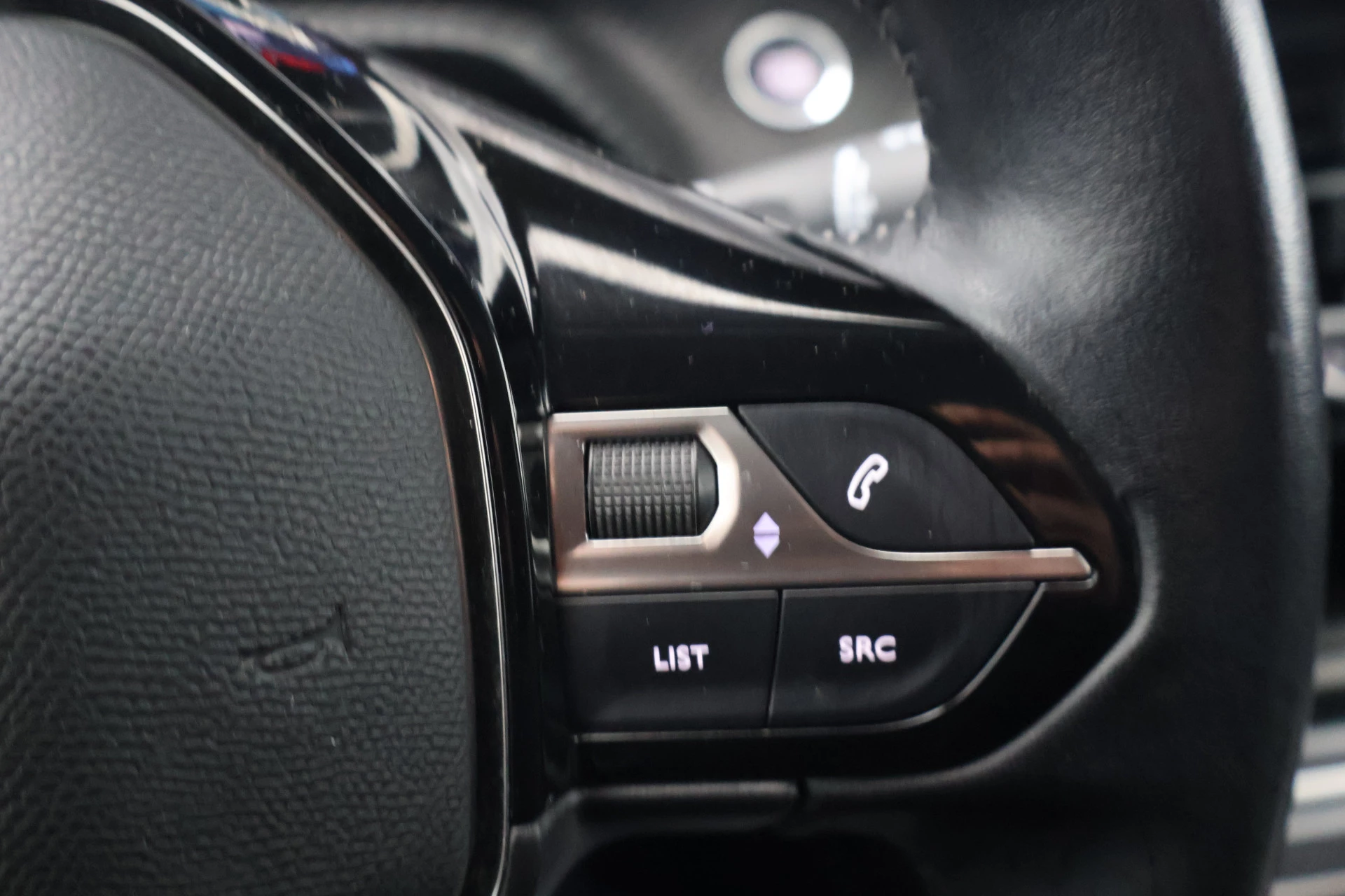 Hoofdafbeelding Peugeot e-208