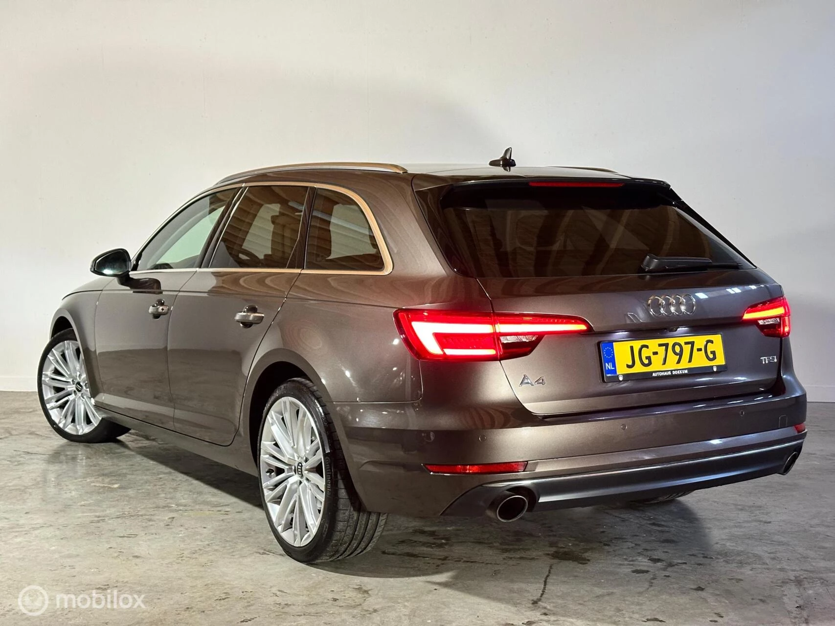 Hoofdafbeelding Audi A4