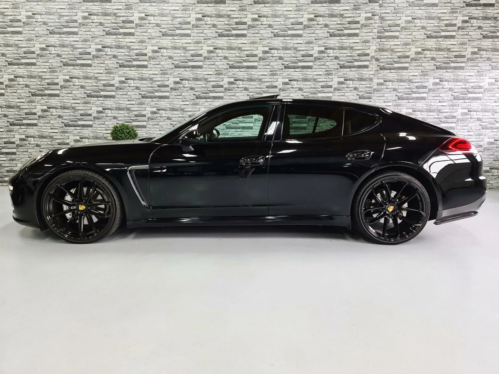 Hoofdafbeelding Porsche Panamera