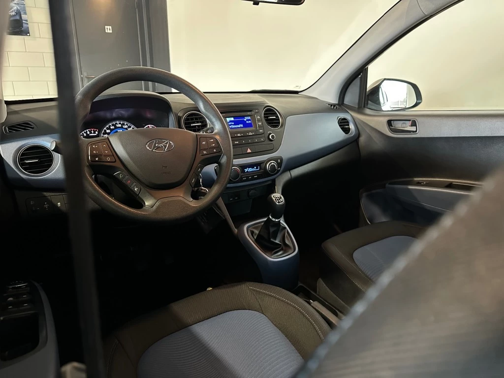 Hoofdafbeelding Hyundai i10