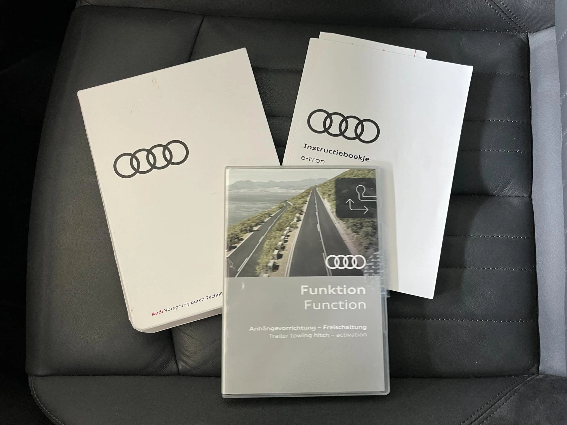 Hoofdafbeelding Audi e-tron