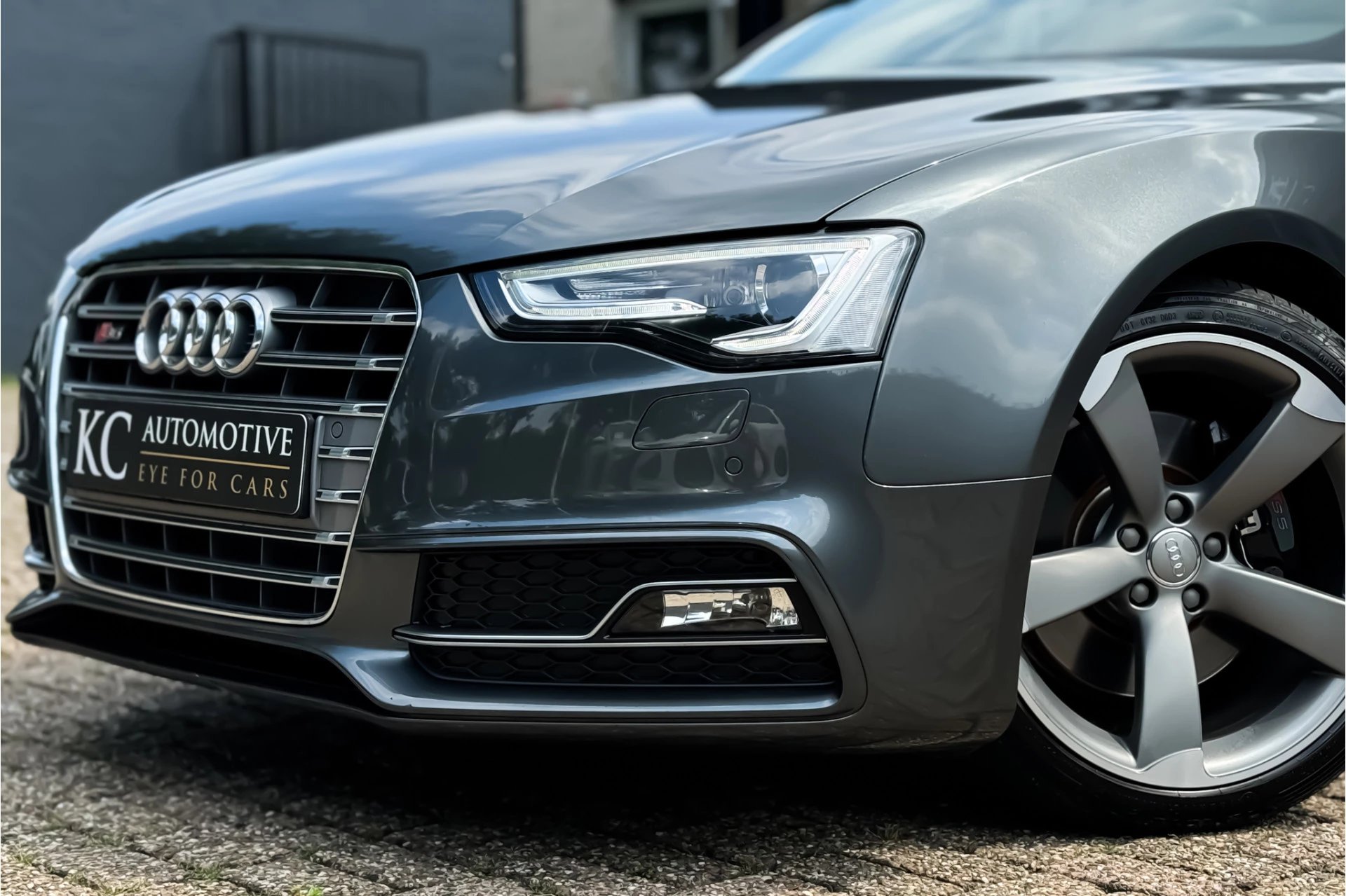 Hoofdafbeelding Audi S5