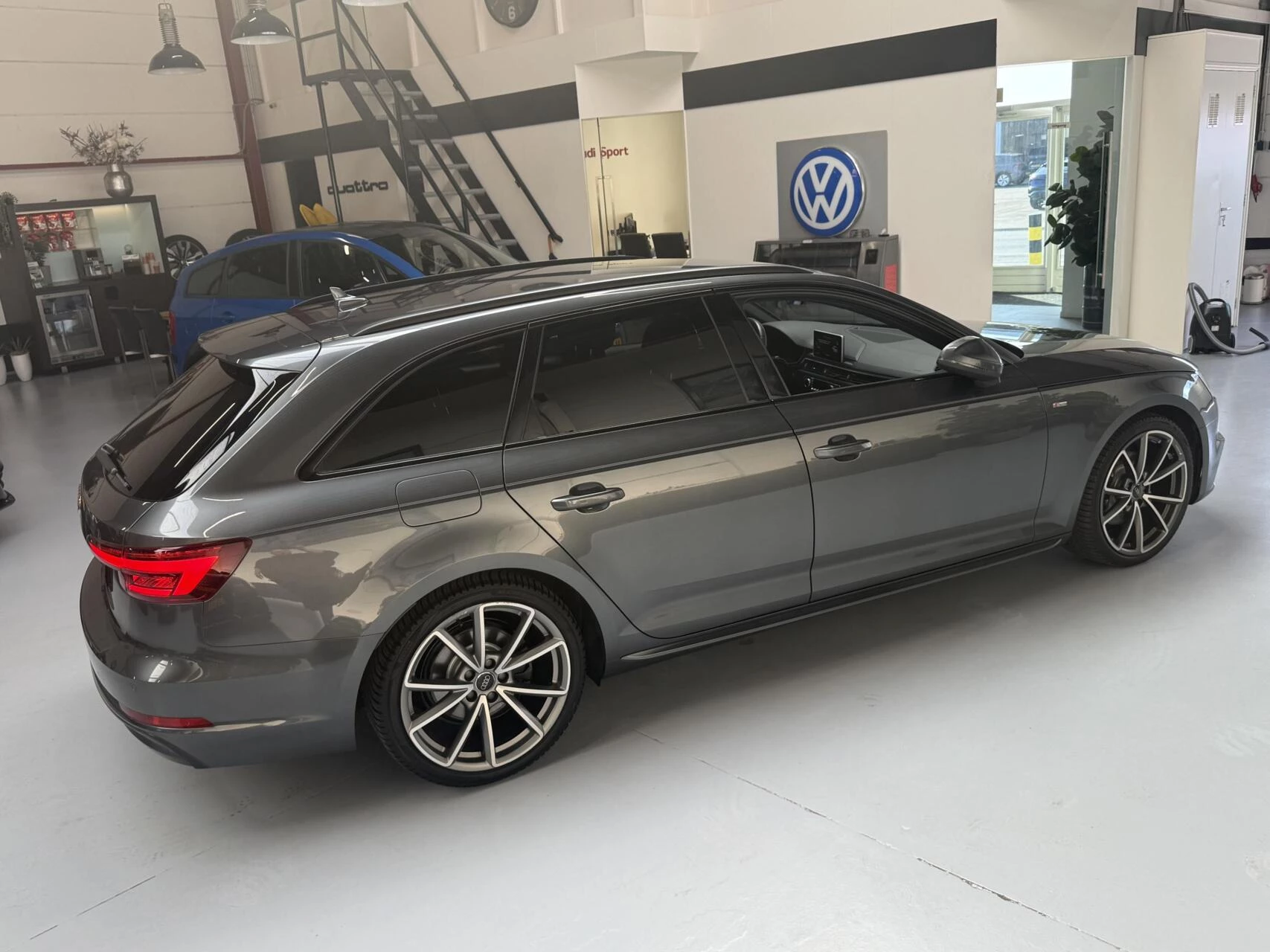 Hoofdafbeelding Audi A4