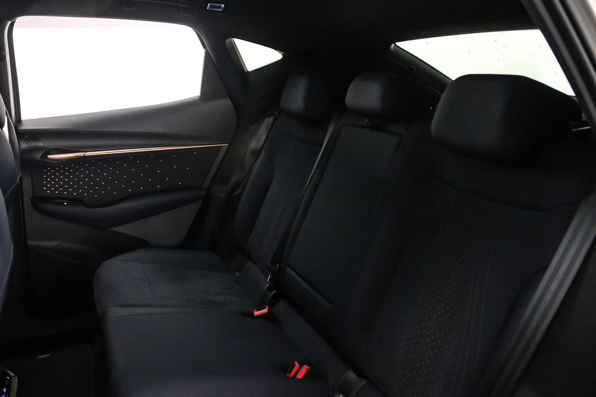 Hoofdafbeelding CUPRA Tavascan