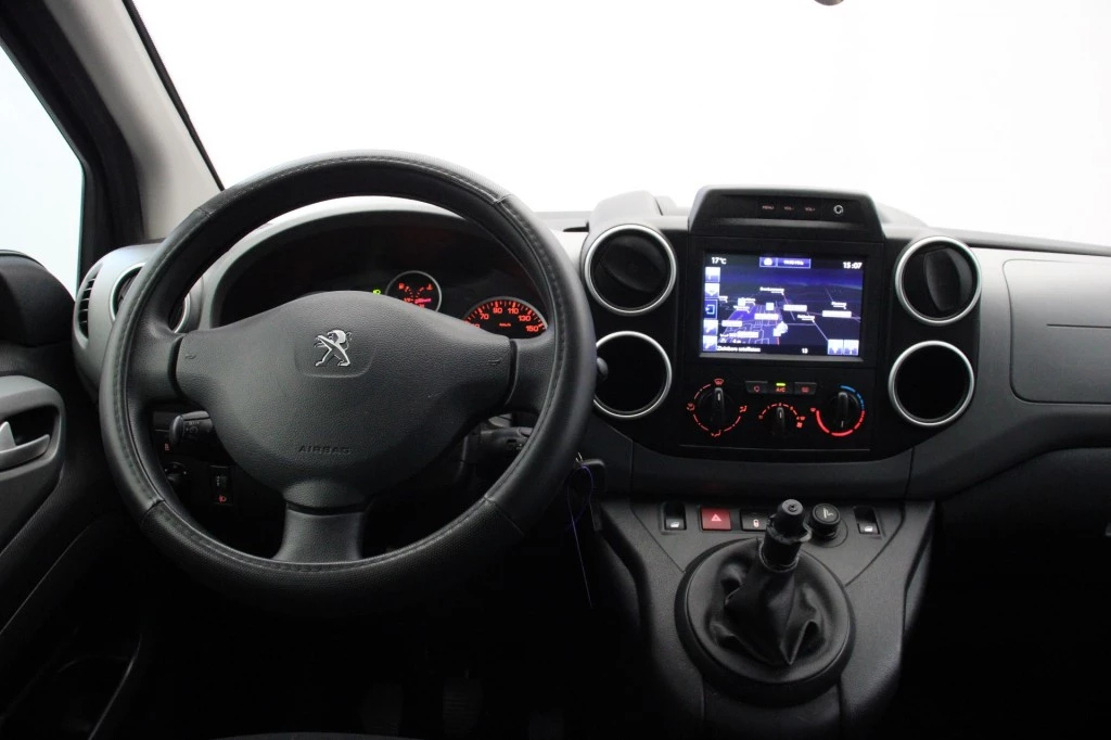 Hoofdafbeelding Peugeot Partner