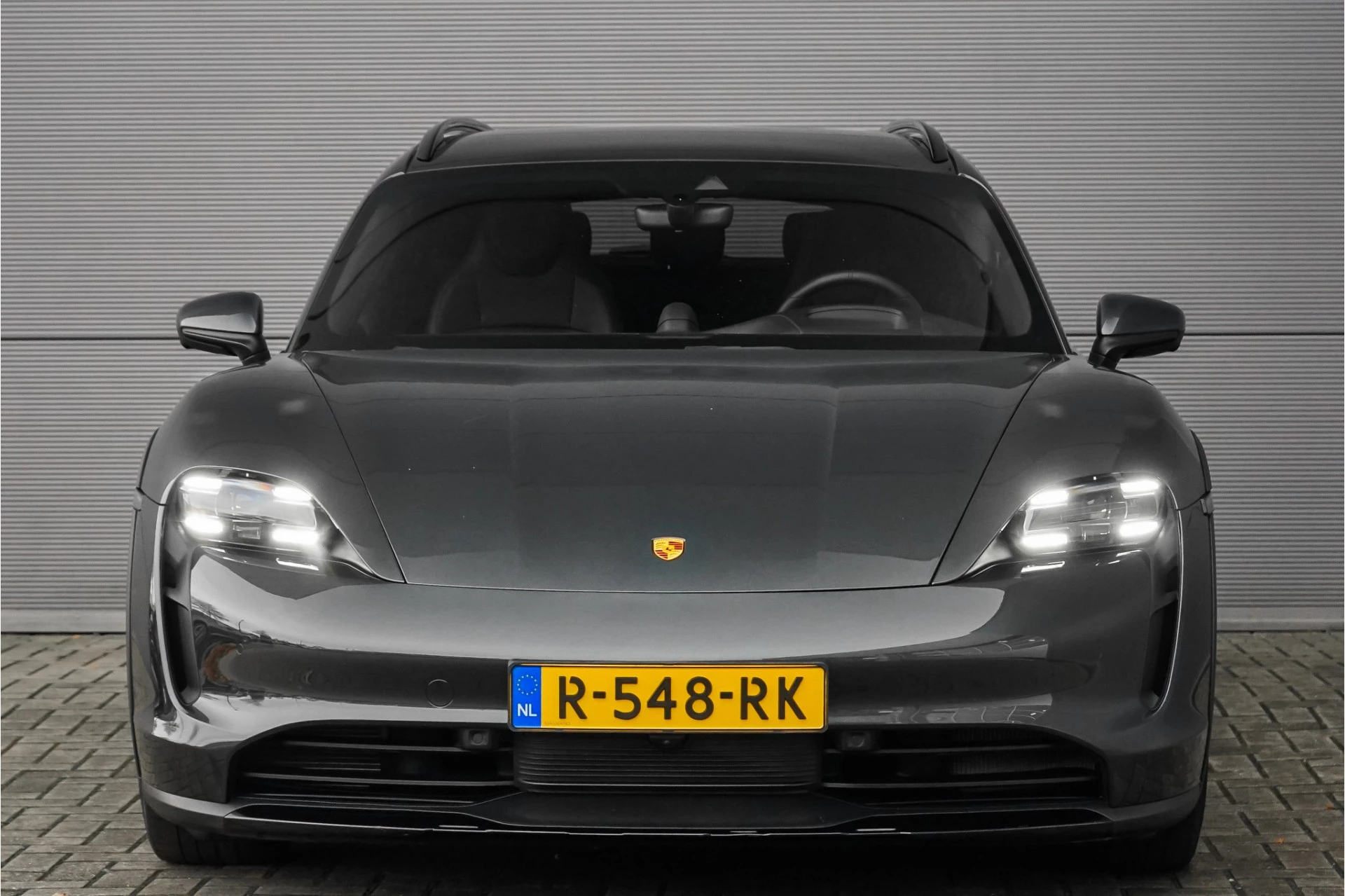 Hoofdafbeelding Porsche Taycan