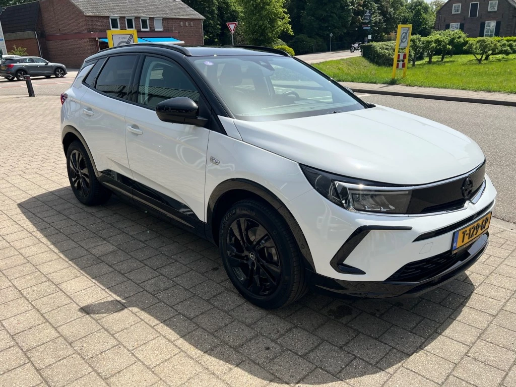 Hoofdafbeelding Opel Grandland