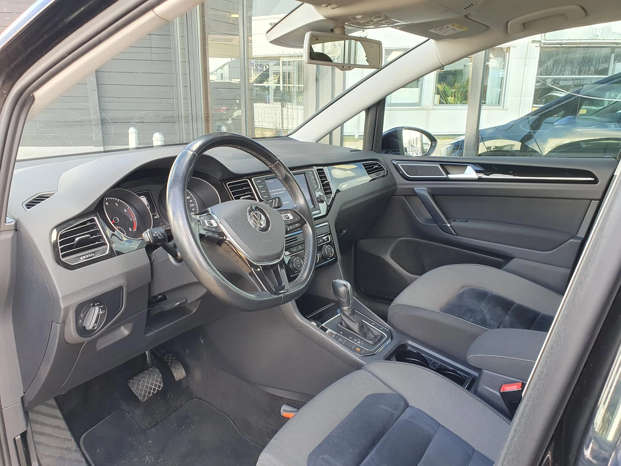 Hoofdafbeelding Volkswagen Golf Sportsvan