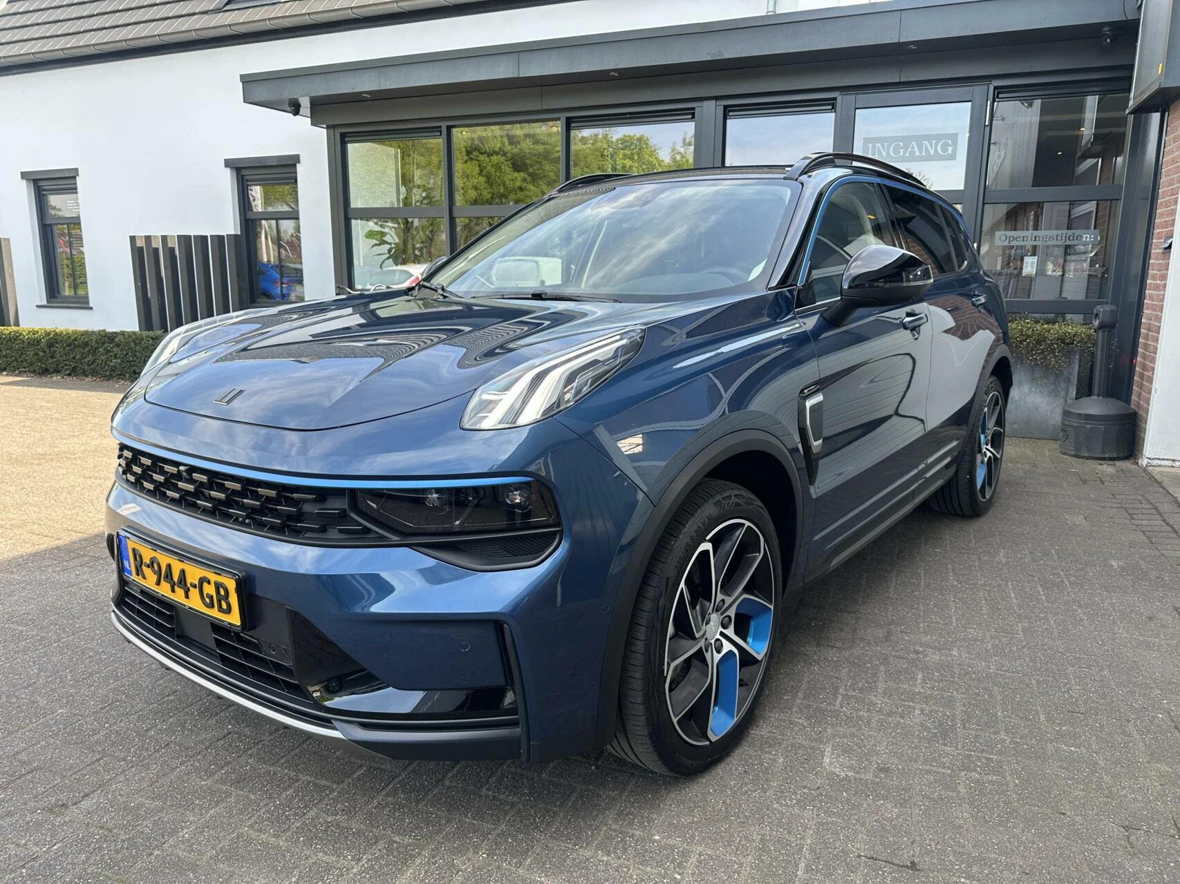 Hoofdafbeelding Lynk & Co 01