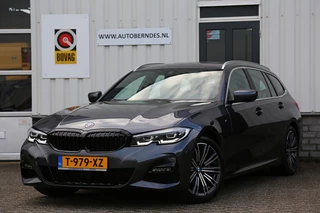 Hoofdafbeelding BMW 3 Serie BMW 3 Serie Touring 330i 258PK M-Sport Aut.*Perfect BMW Onderh.*Live Cockpit/Sfeer/HUD/Apple Carplay-Android/ACC/DAB/LED/Stoelverw./Rijstrook/Elek. Klep/Parkeersens.V+A/18 inch LM*