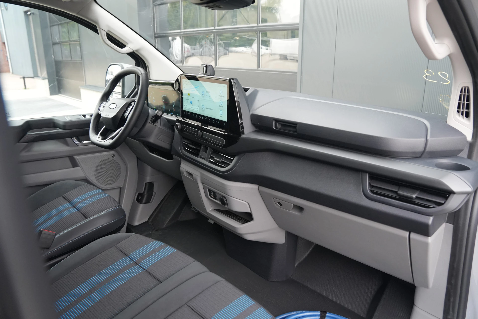 Hoofdafbeelding Ford E-Transit Custom