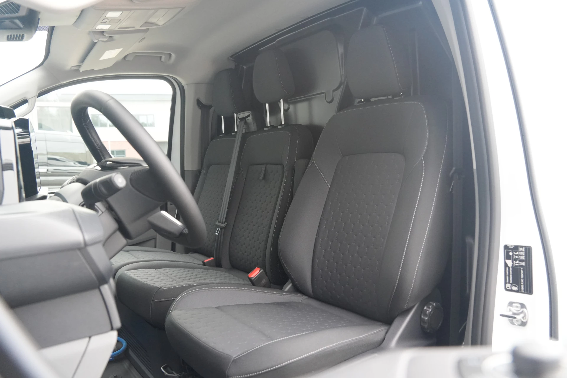 Hoofdafbeelding Ford E-Transit Custom