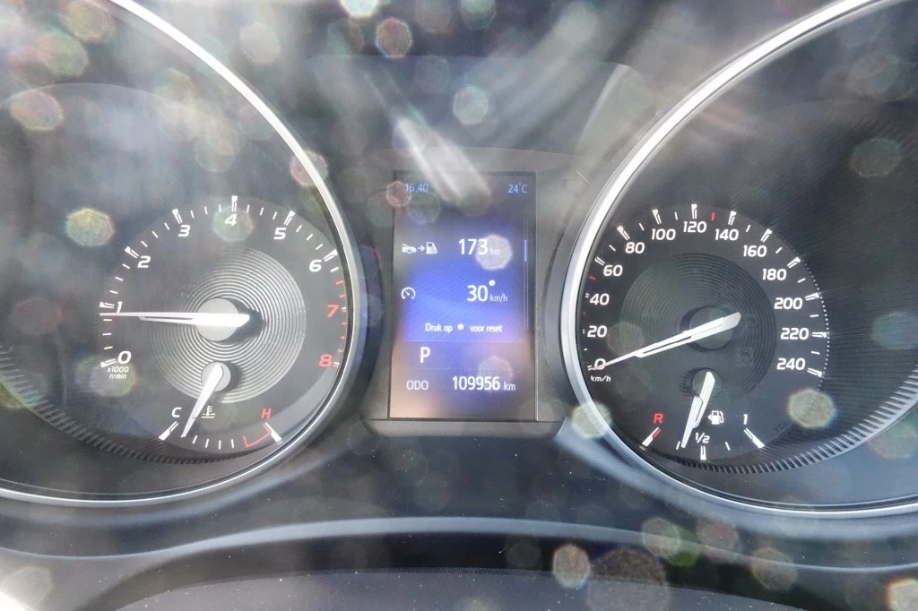Hoofdafbeelding Toyota Avensis