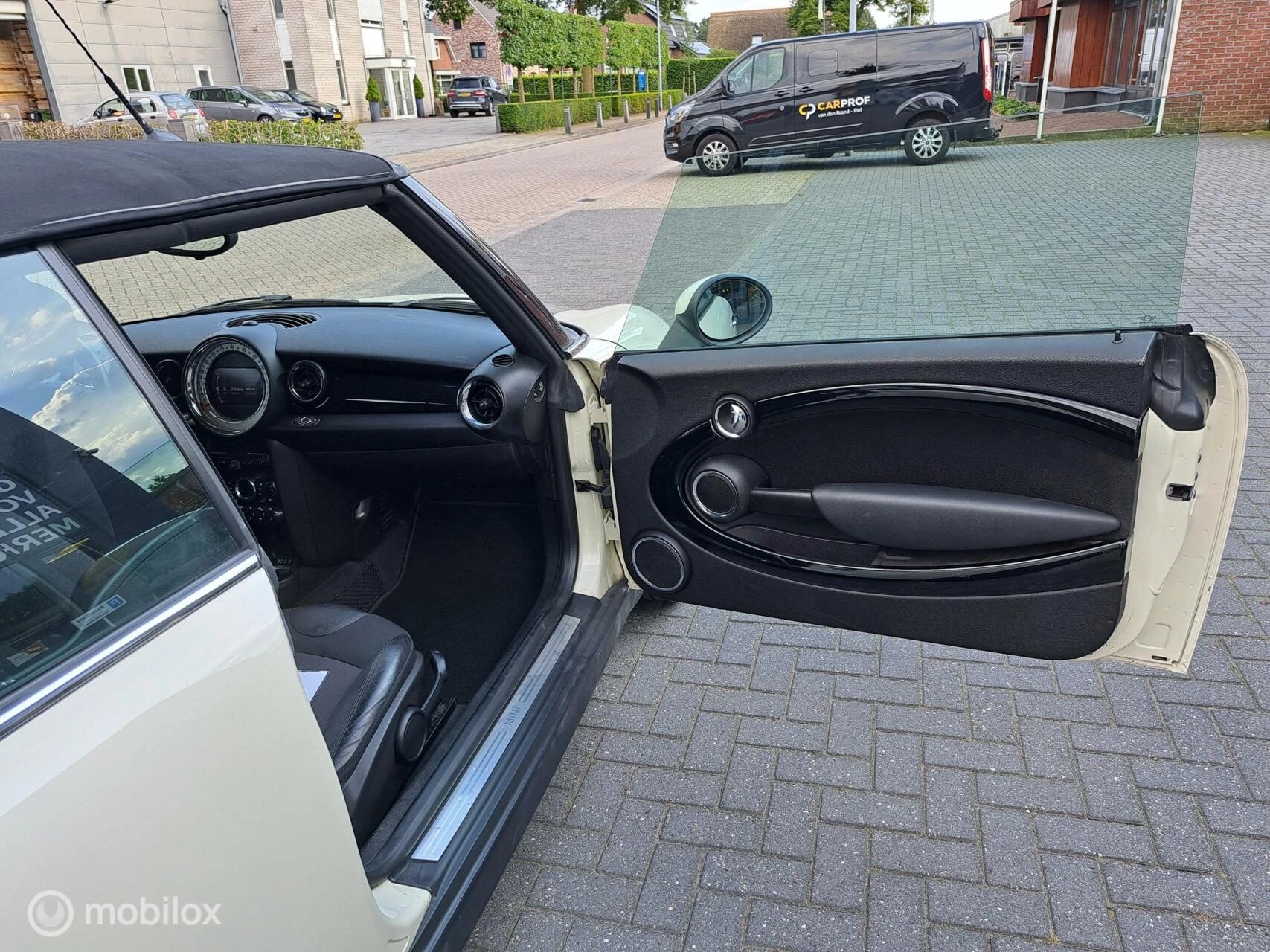 Hoofdafbeelding MINI One Cabrio