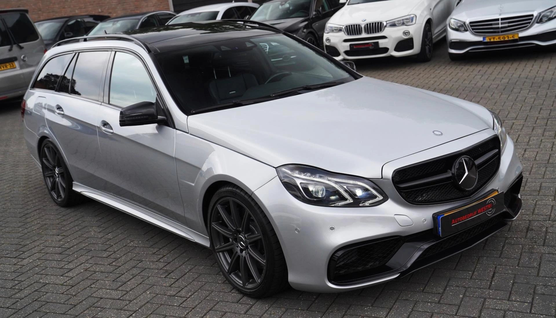 Hoofdafbeelding Mercedes-Benz E-Klasse