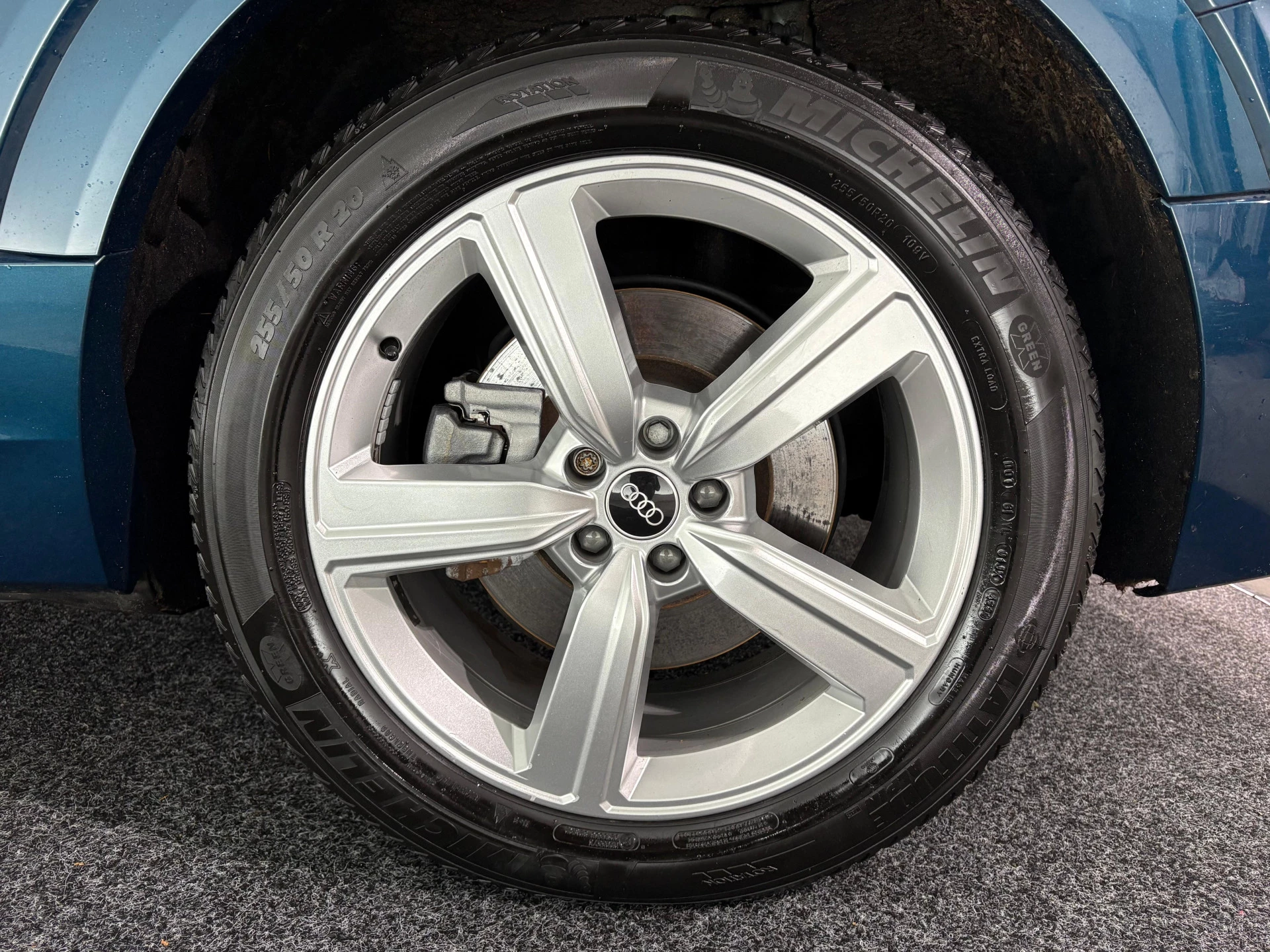 Hoofdafbeelding Audi e-tron