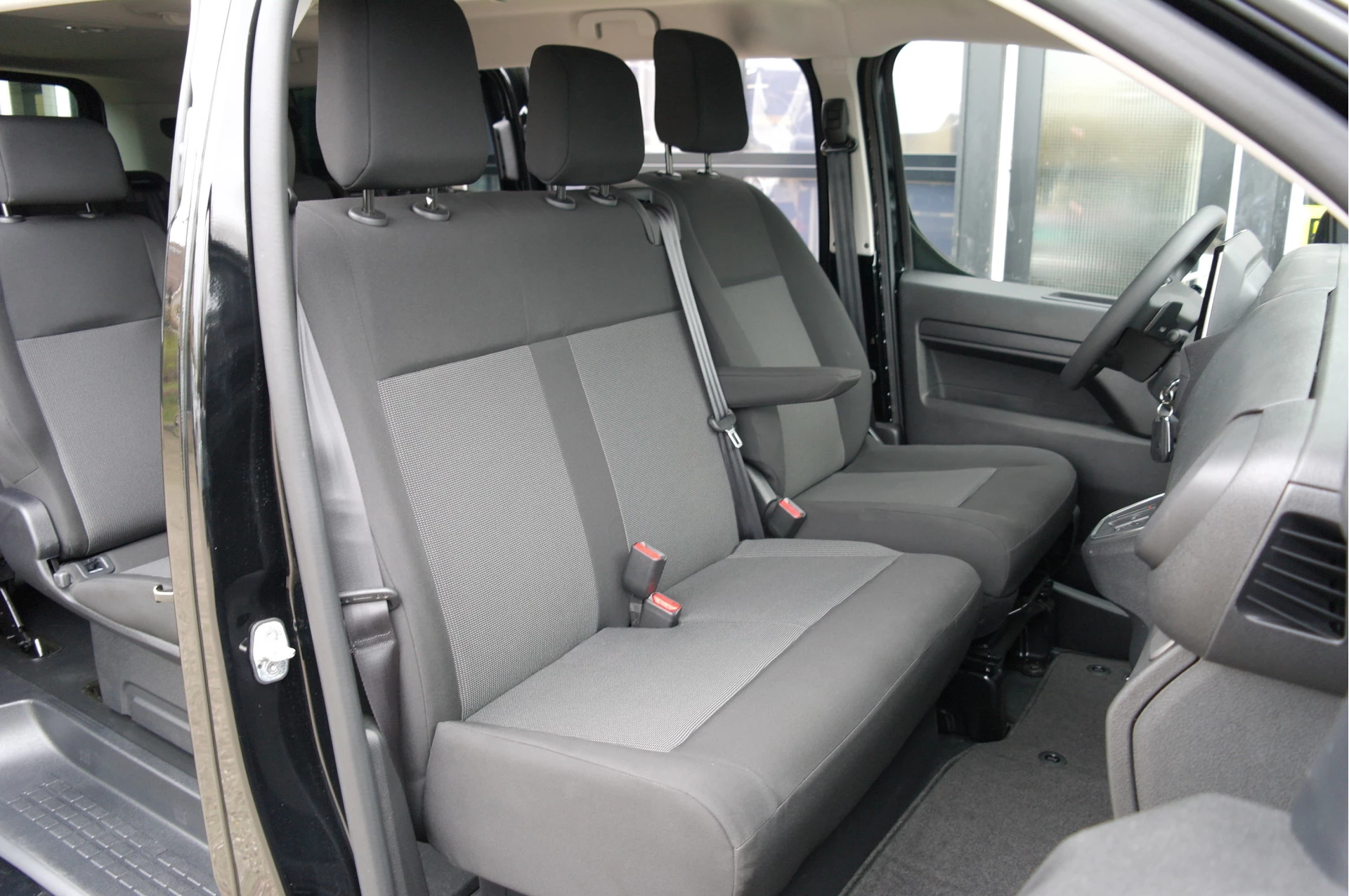 Hoofdafbeelding Peugeot e-Expert