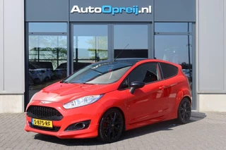 Hoofdafbeelding Ford Fiesta Ford Fiesta 1.0 EcoBoost Black Edition 140pk Clima, NAVI, PDC, Stoelverwarmi