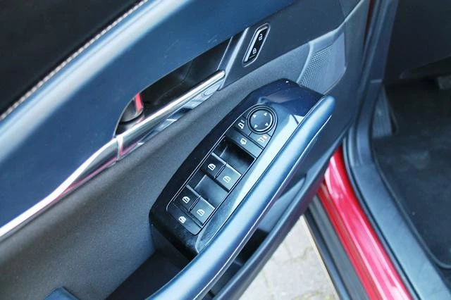 Hoofdafbeelding Mazda CX-30