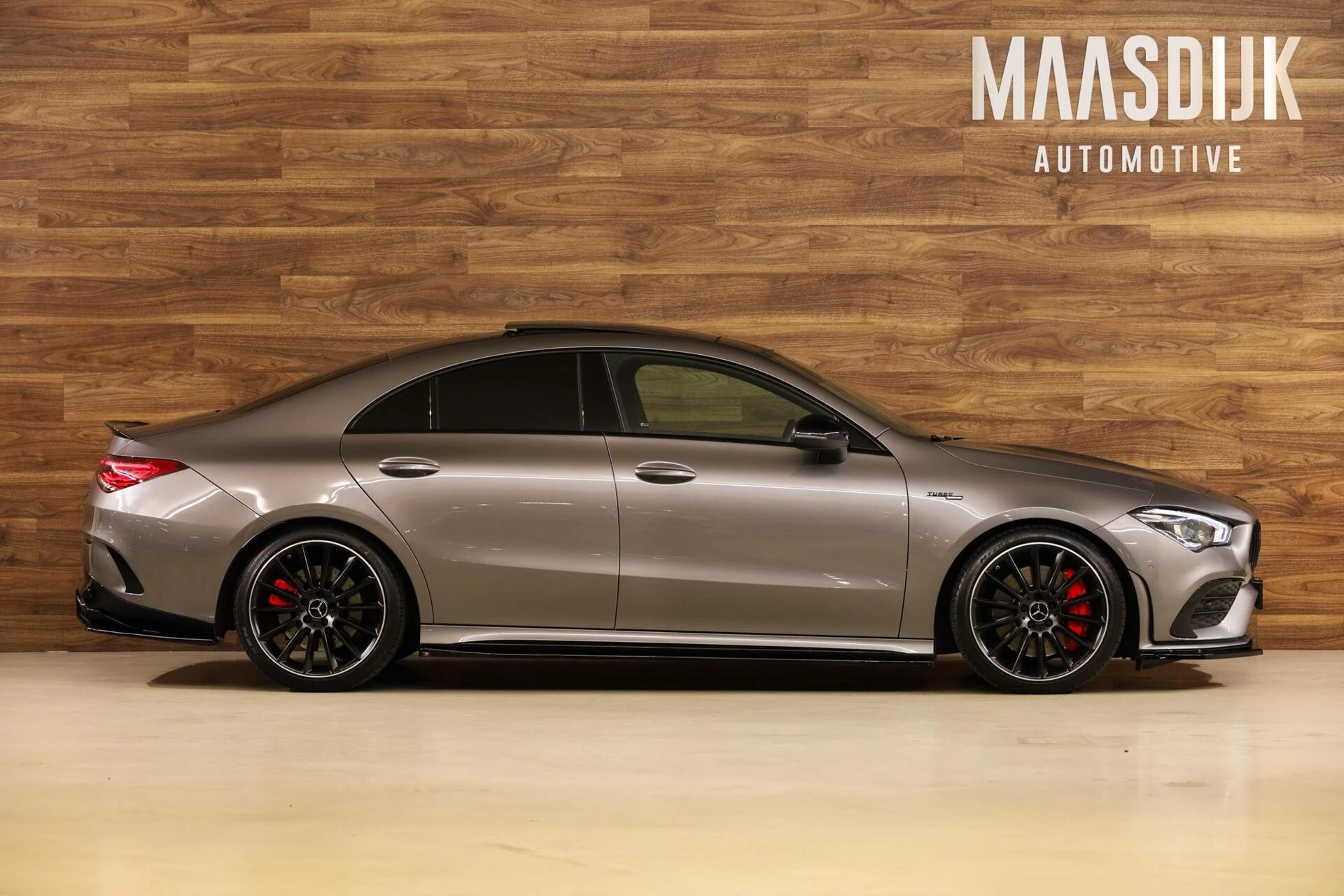 Hoofdafbeelding Mercedes-Benz CLA
