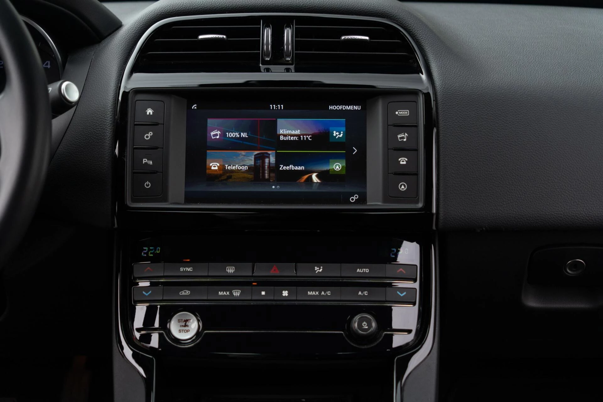 Hoofdafbeelding Jaguar XE