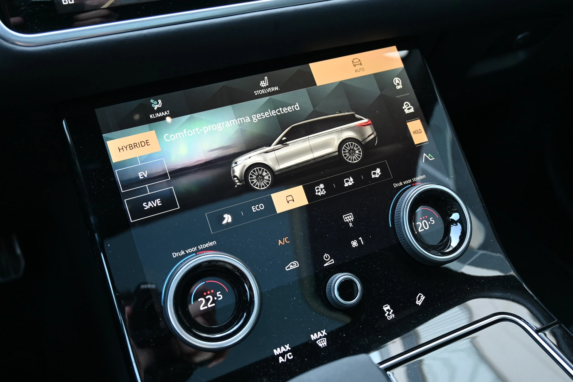 Hoofdafbeelding Land Rover Range Rover Velar