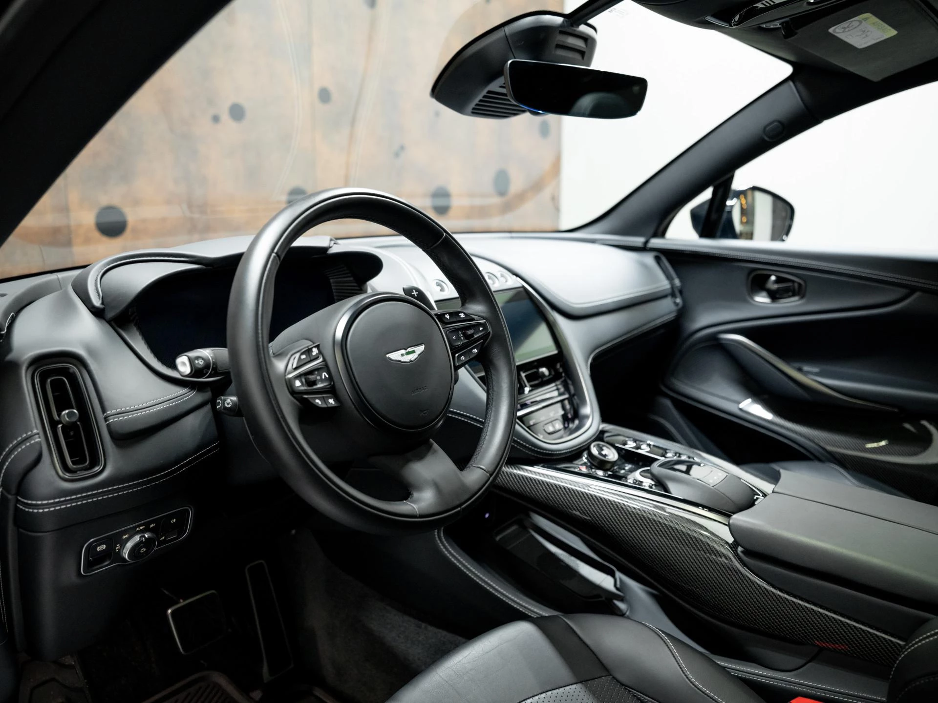 Hoofdafbeelding Aston Martin DBX