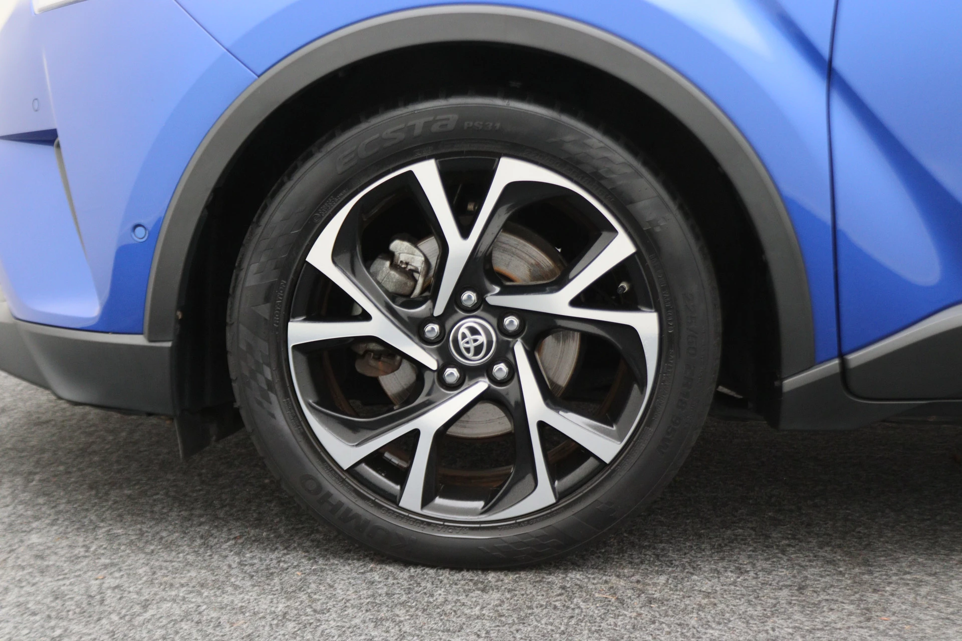 Hoofdafbeelding Toyota C-HR