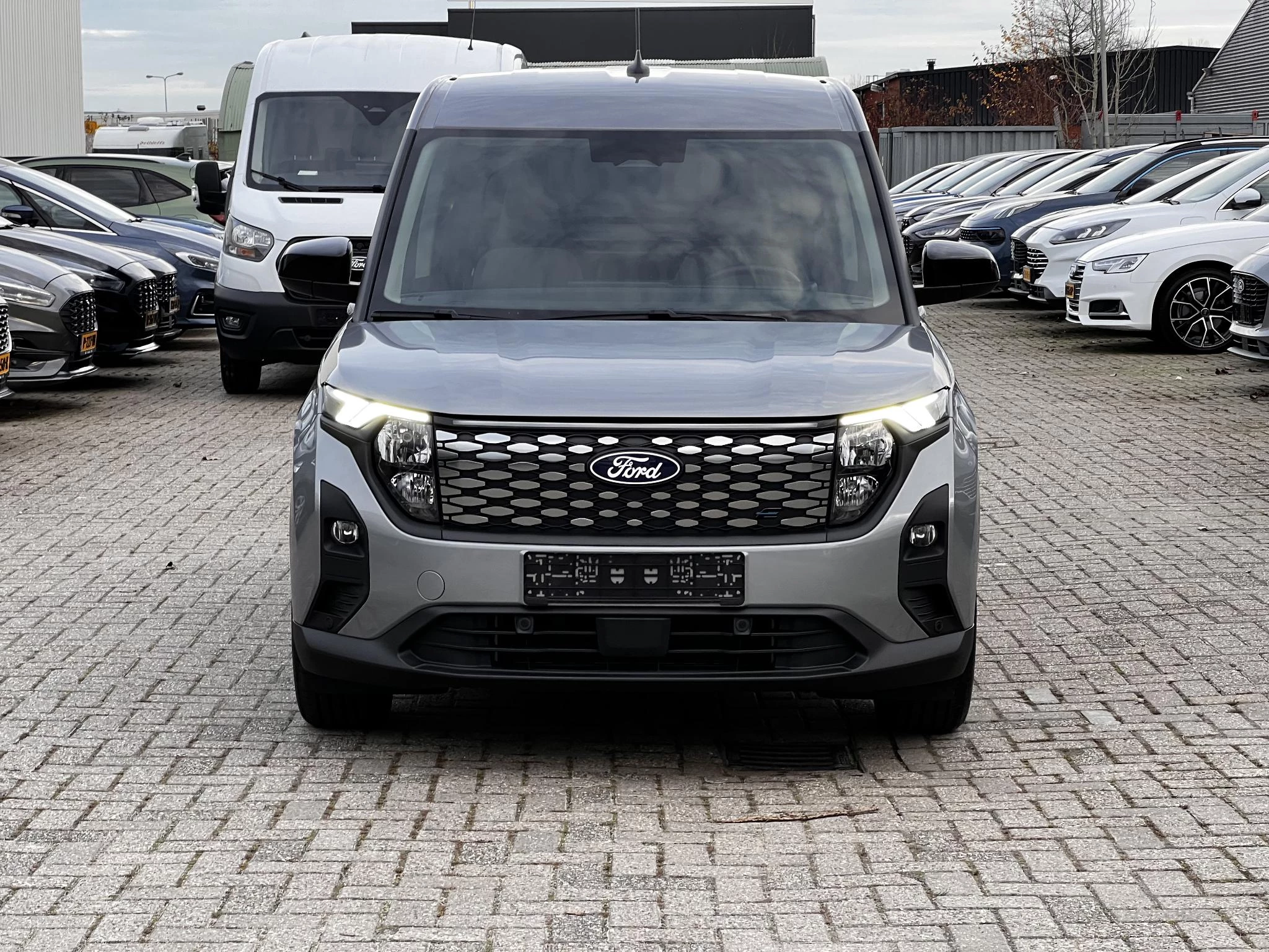 Hoofdafbeelding Ford Transit Courier