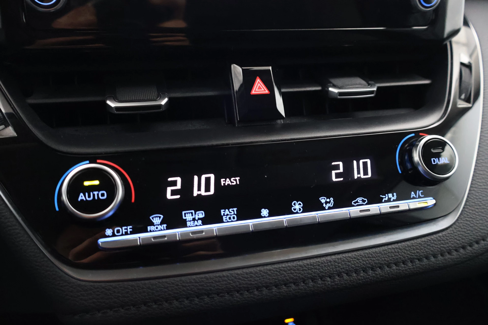 Hoofdafbeelding Toyota Corolla