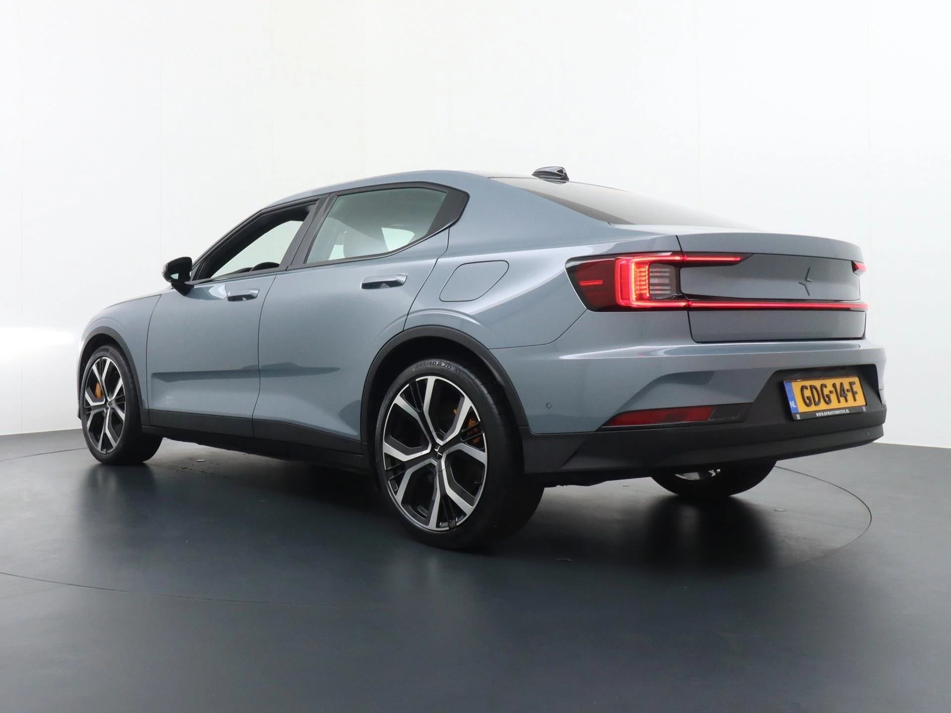 Hoofdafbeelding Polestar 2