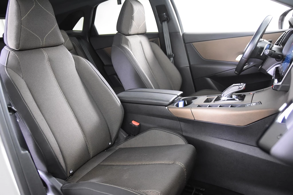 Hoofdafbeelding DS DS 7