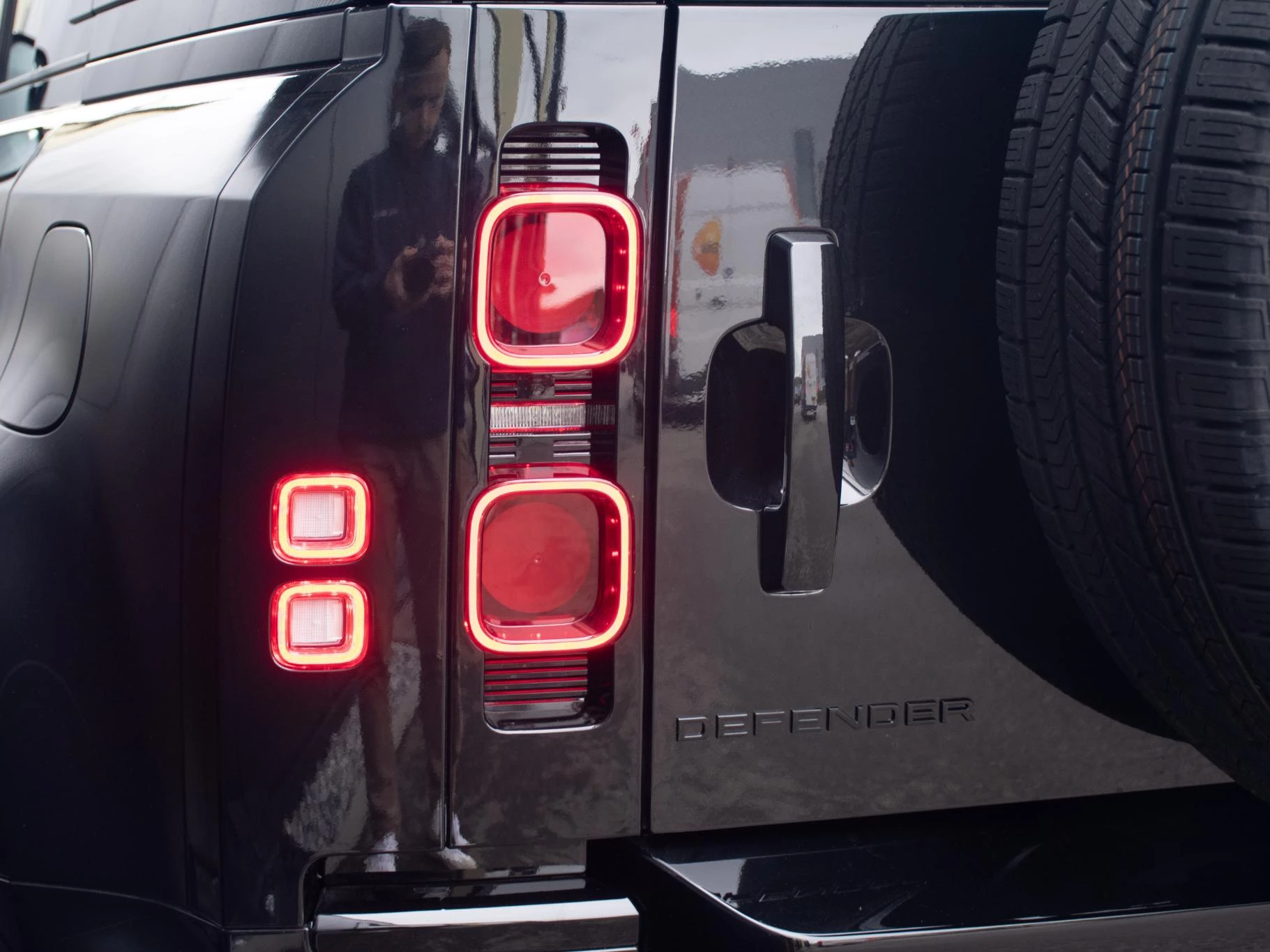 Hoofdafbeelding Land Rover Defender