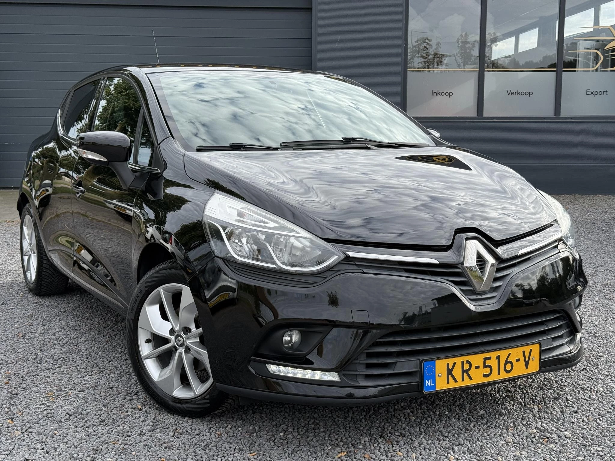 Hoofdafbeelding Renault Clio
