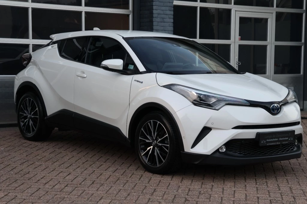 Hoofdafbeelding Toyota C-HR