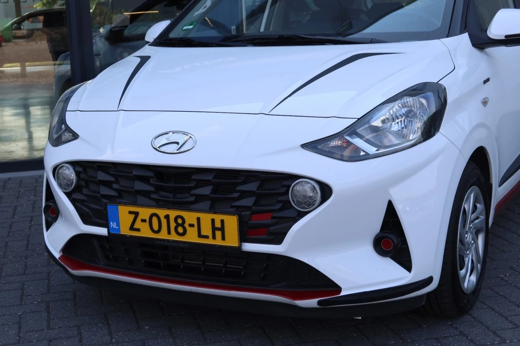 Hoofdafbeelding Hyundai i10