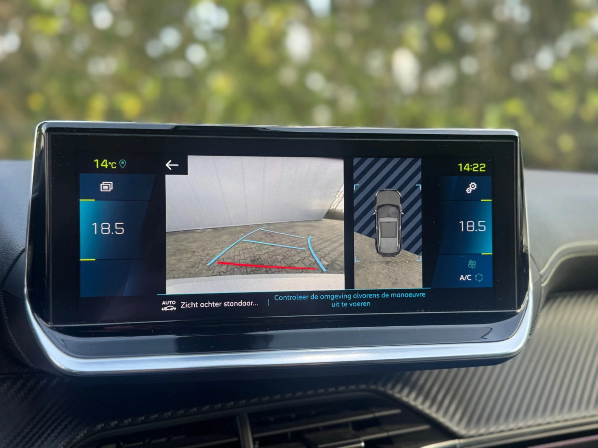 Hoofdafbeelding Peugeot e-2008