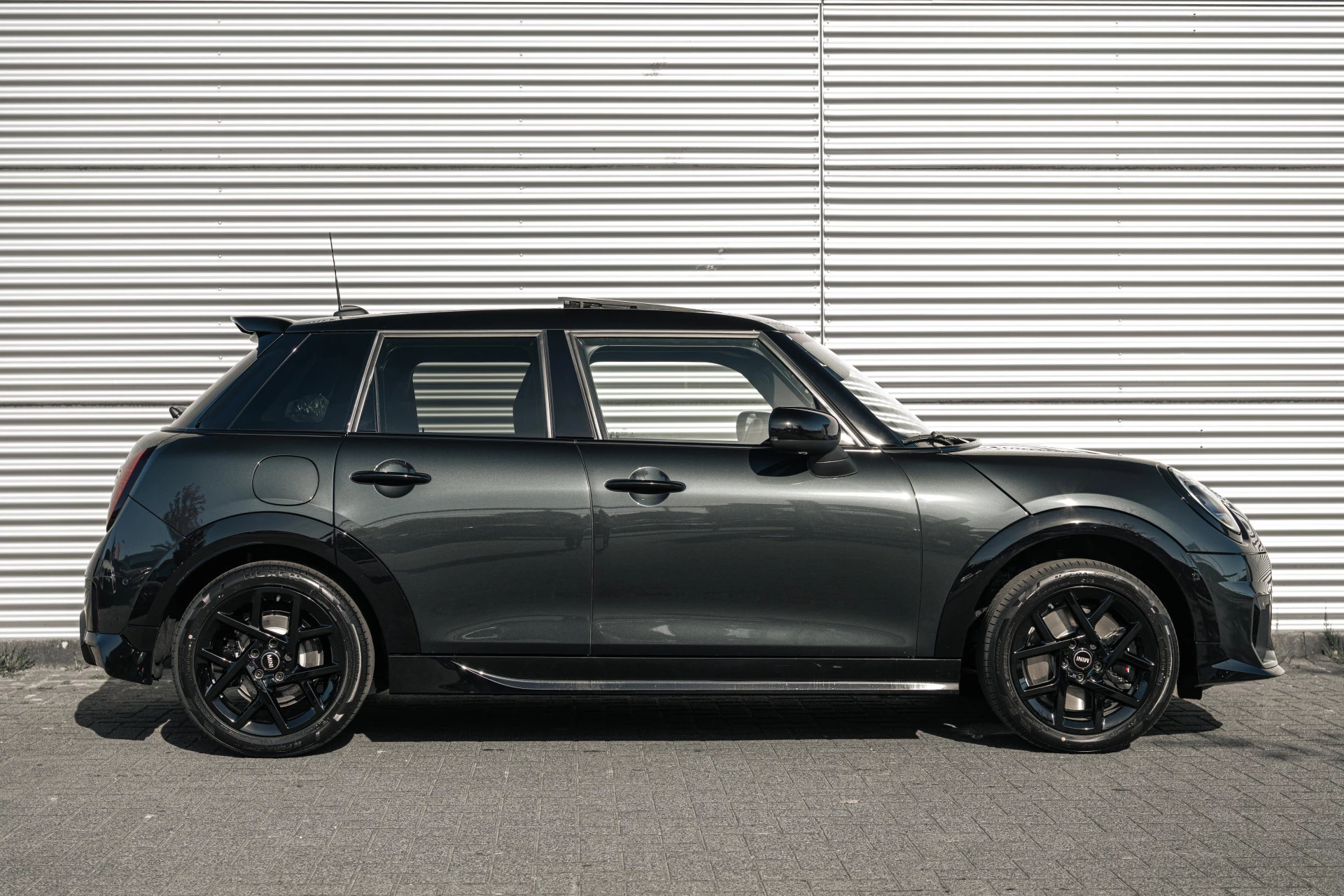 Hoofdafbeelding MINI 5-deurs