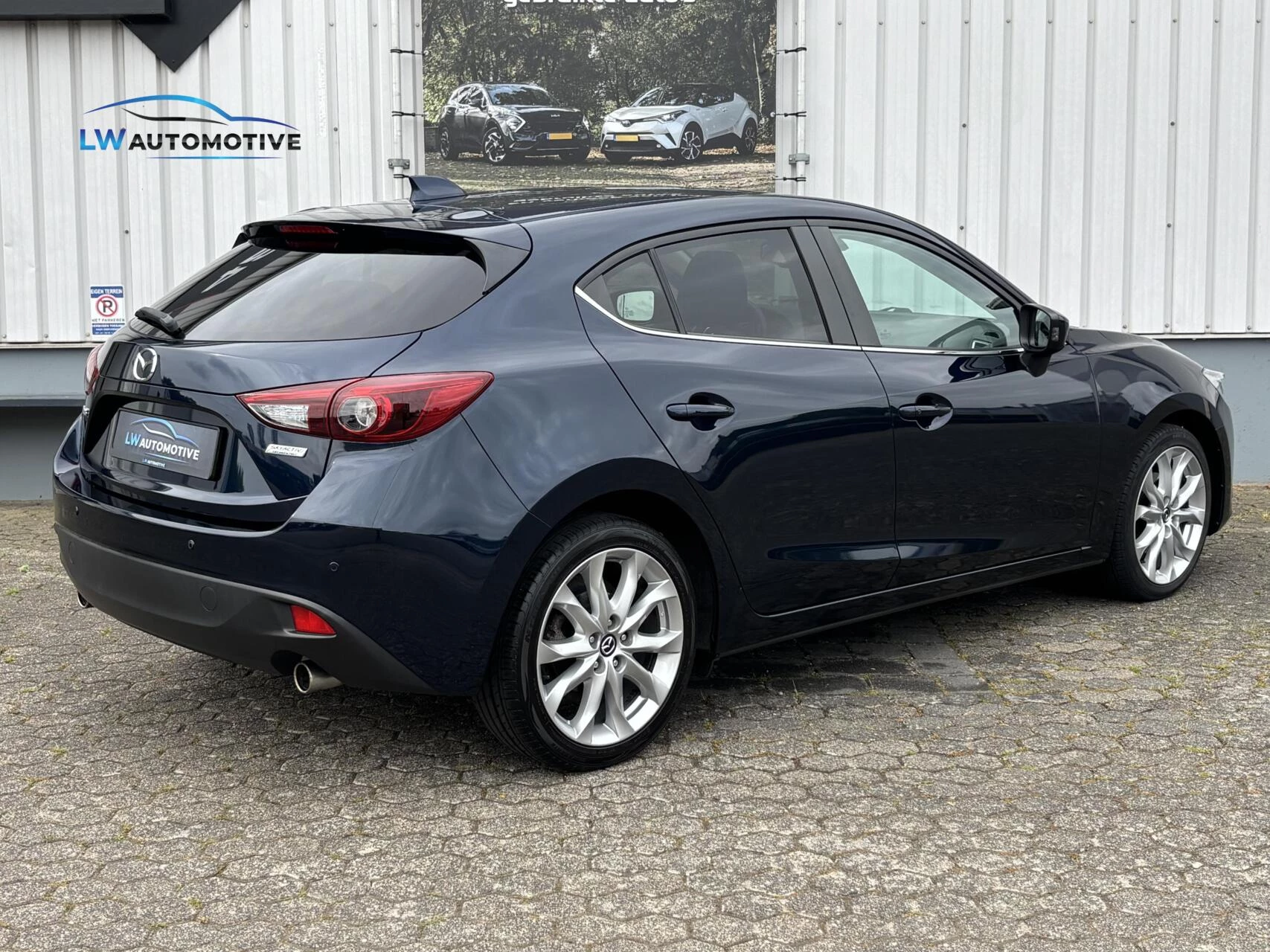Hoofdafbeelding Mazda 3