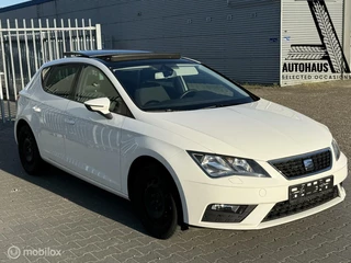 Seat Leon  1.2 TSI Panoramadak Stoelverwarming Schadeauto