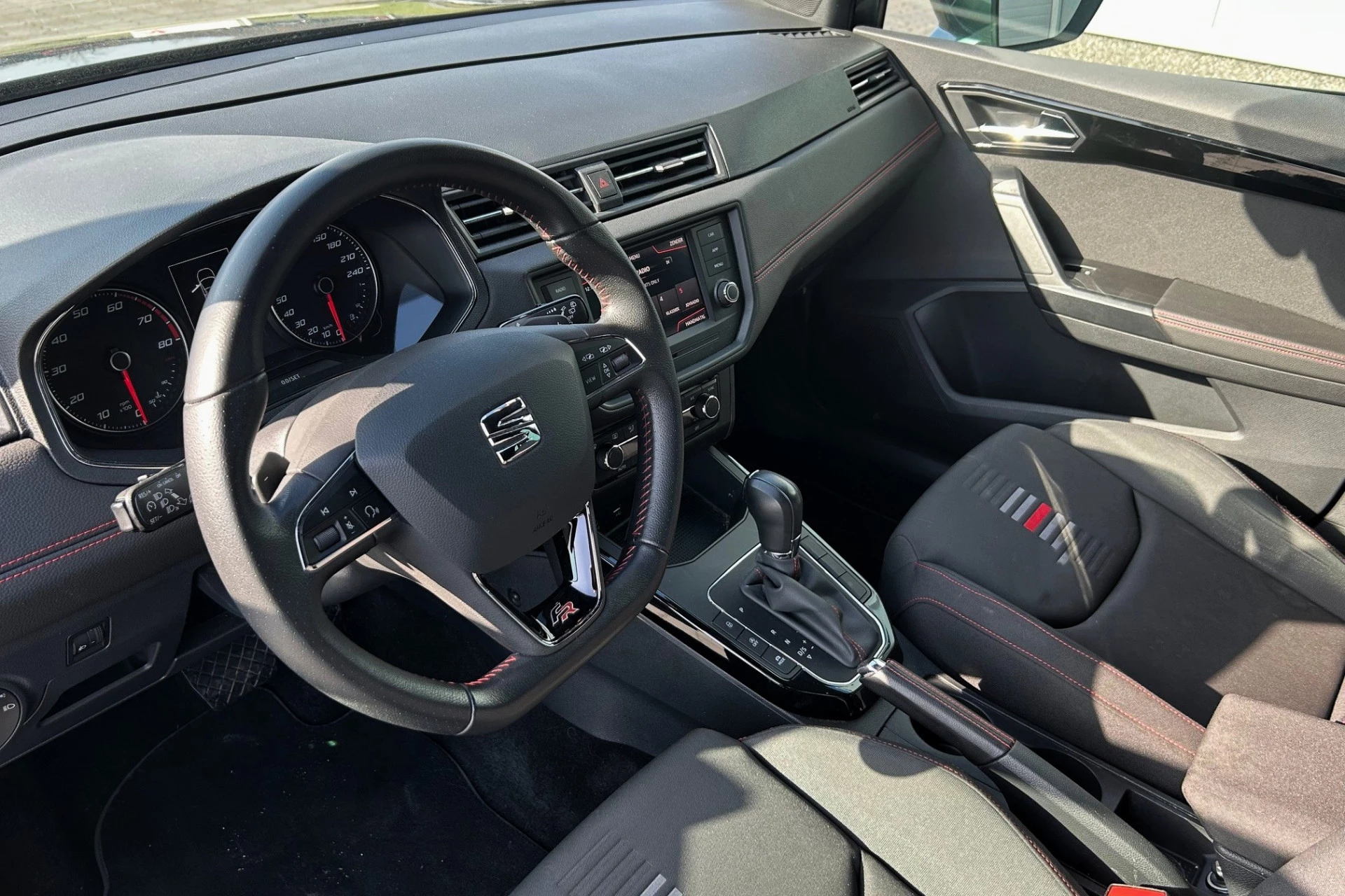 Hoofdafbeelding SEAT Arona