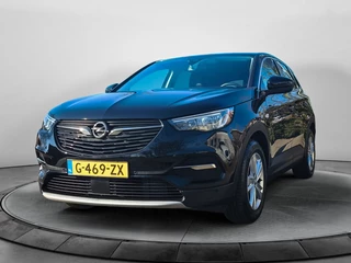 Hoofdafbeelding Opel Grandland X Opel Grandland X 1.2 Turbo Business Executive (131 PK) 1e-Eig. Keurig-Onderh, BOVAG-Garantie, NL-Auto, Half-Leer, Navigatie/Apple-Carplay/Android-Auto, Cruisecontrol, Keyless-Entry/Start, Parkeersensoren-V+A, Elek.-Achterklep, DAB, Licht-Zicht-Pakket, Lm-Velgen-17Inch, Privacy-Glas
