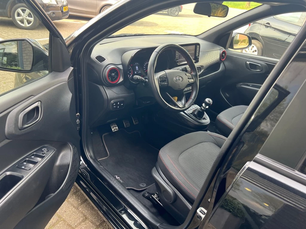 Hoofdafbeelding Hyundai i10