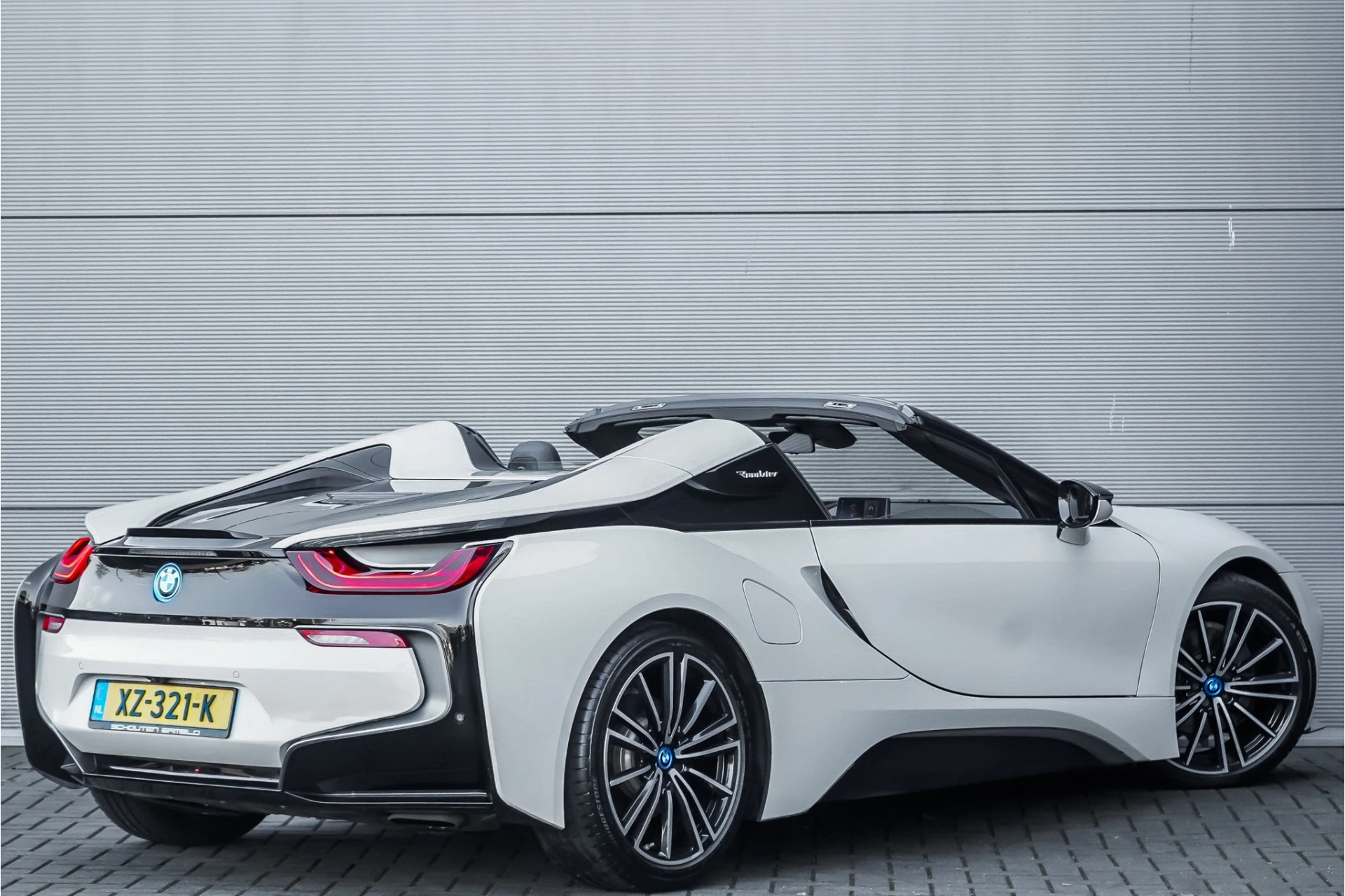 Hoofdafbeelding BMW i8
